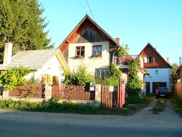 tourisme_roumanie_transylvanie_carpates_brasov_purcareni_arbre_de_joie_séjour_accueil_logement_hôte_chambre_47