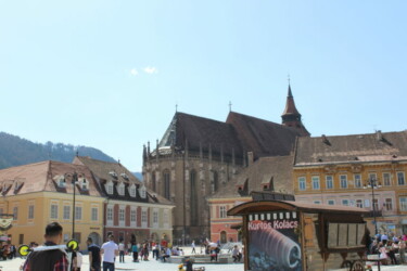 Place et Eglise Noire de Brasov / Square and Black Church of Brasov Place et Eglise Noire de Brasov / Square and Black Church of Brasov
